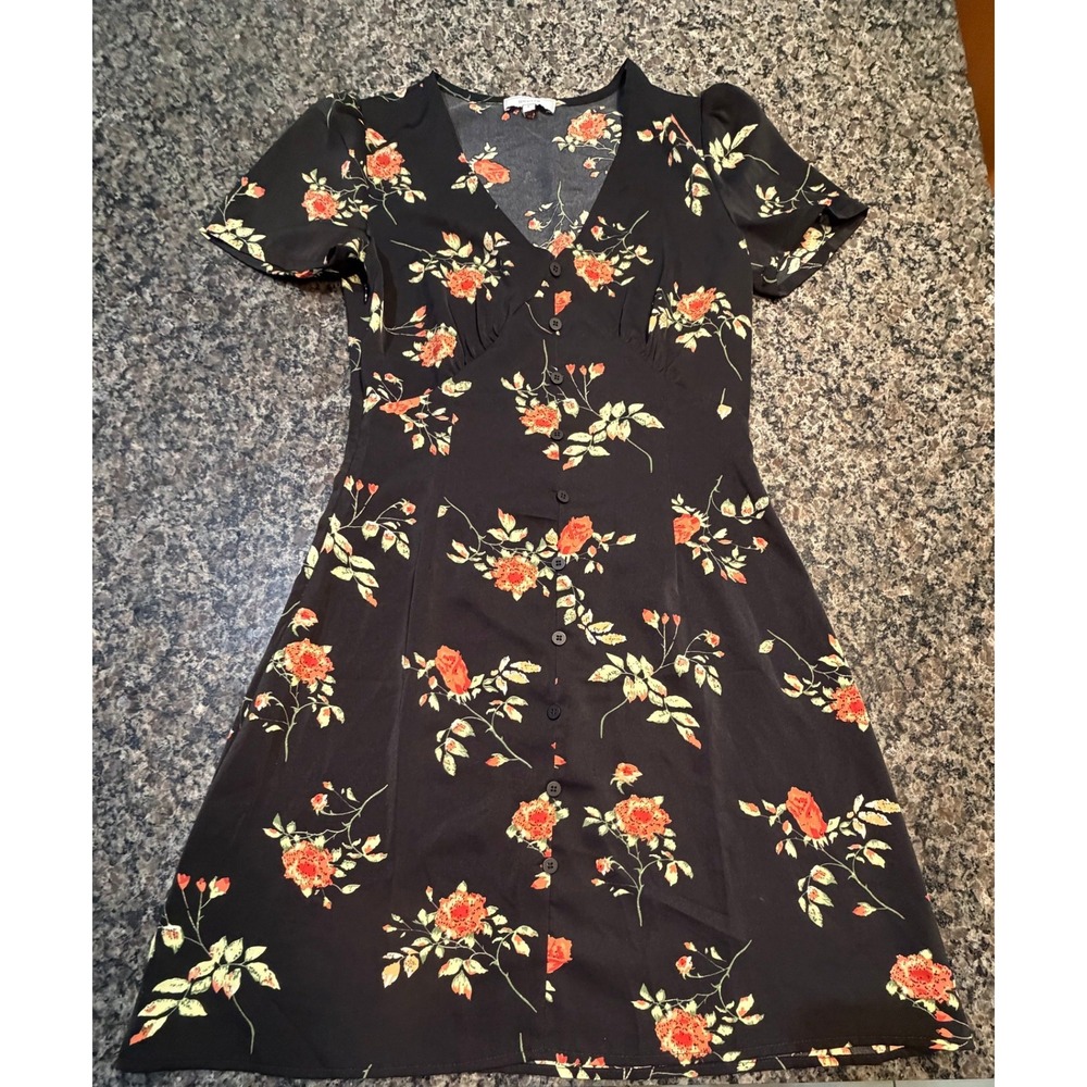 Floral‎ V-Neck Button Front Tea Dress Short Sleeve Black Orange Rose Print